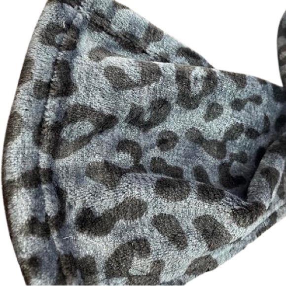Leopard Scarf The Walking Co. - Picture 12 of 12